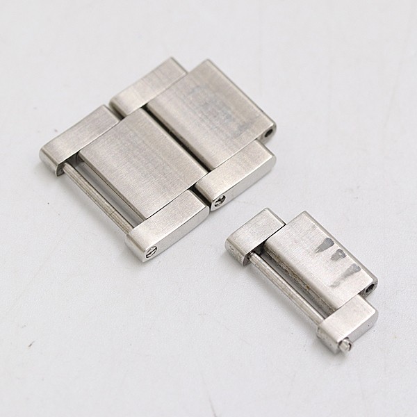 Tiffany & Co. Atlas Dome Z1800.11.10A21 Original Links, 3 Links, 15mm