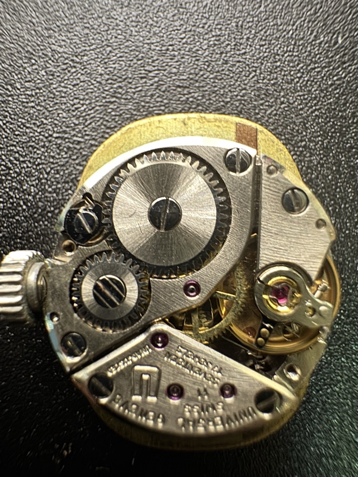 Universal Geneve Wristwatch Movement – Running