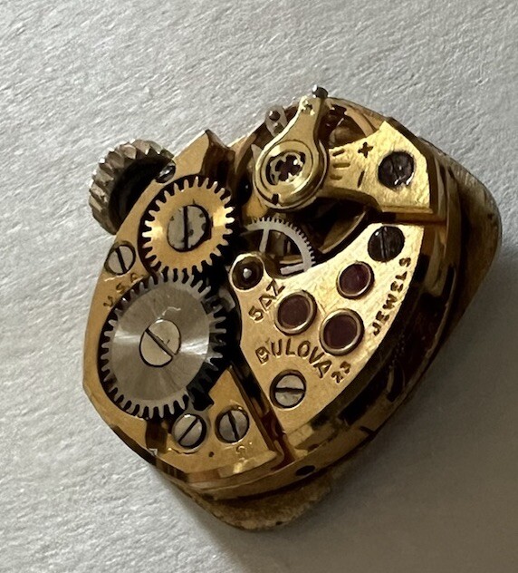 Vintage Bulova 23J 5AZ Wristwatch Watch Movement for repair