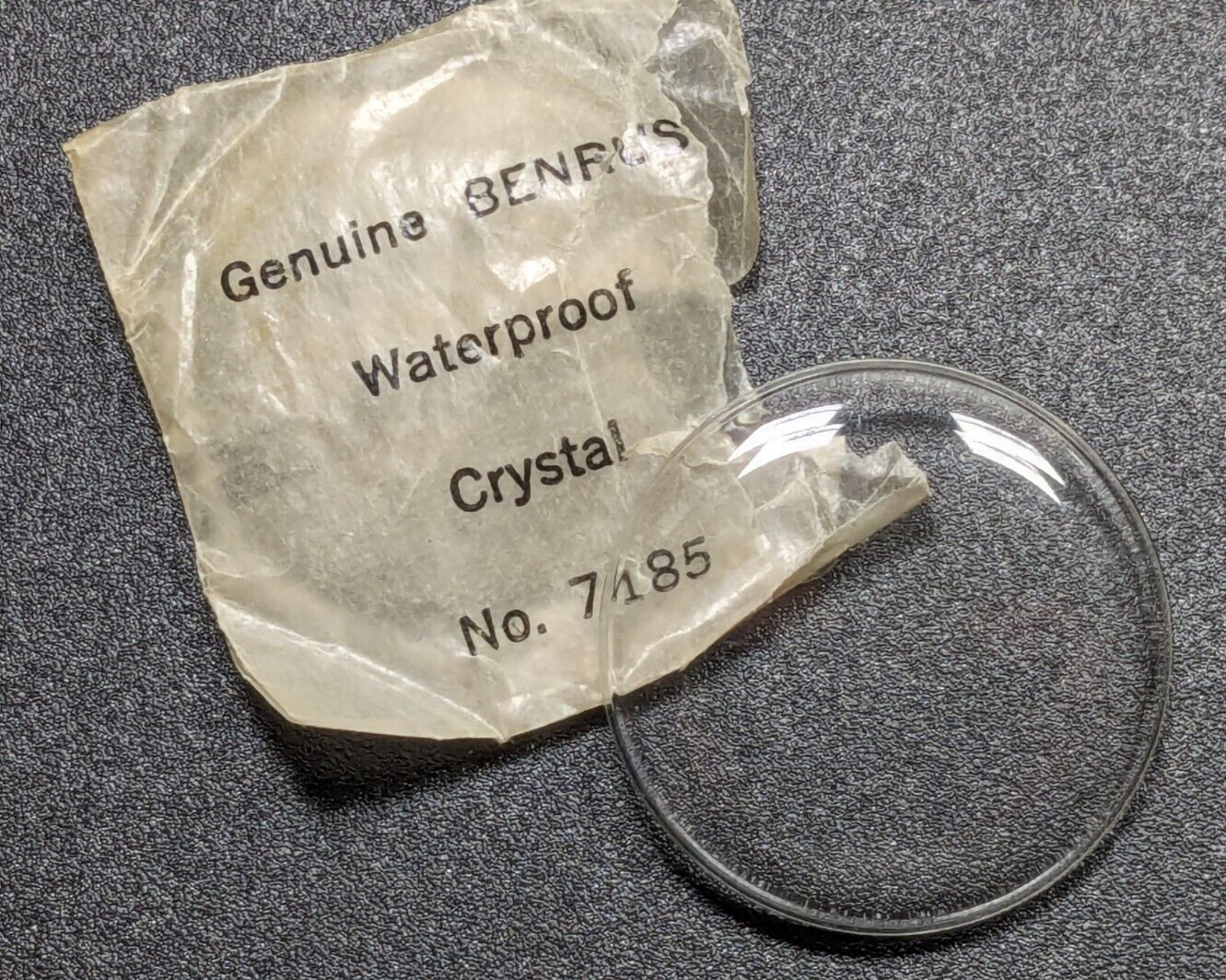 NOS Genuine Benrus Acrylic Crystal Waterproof Wrist Watch Part 7185