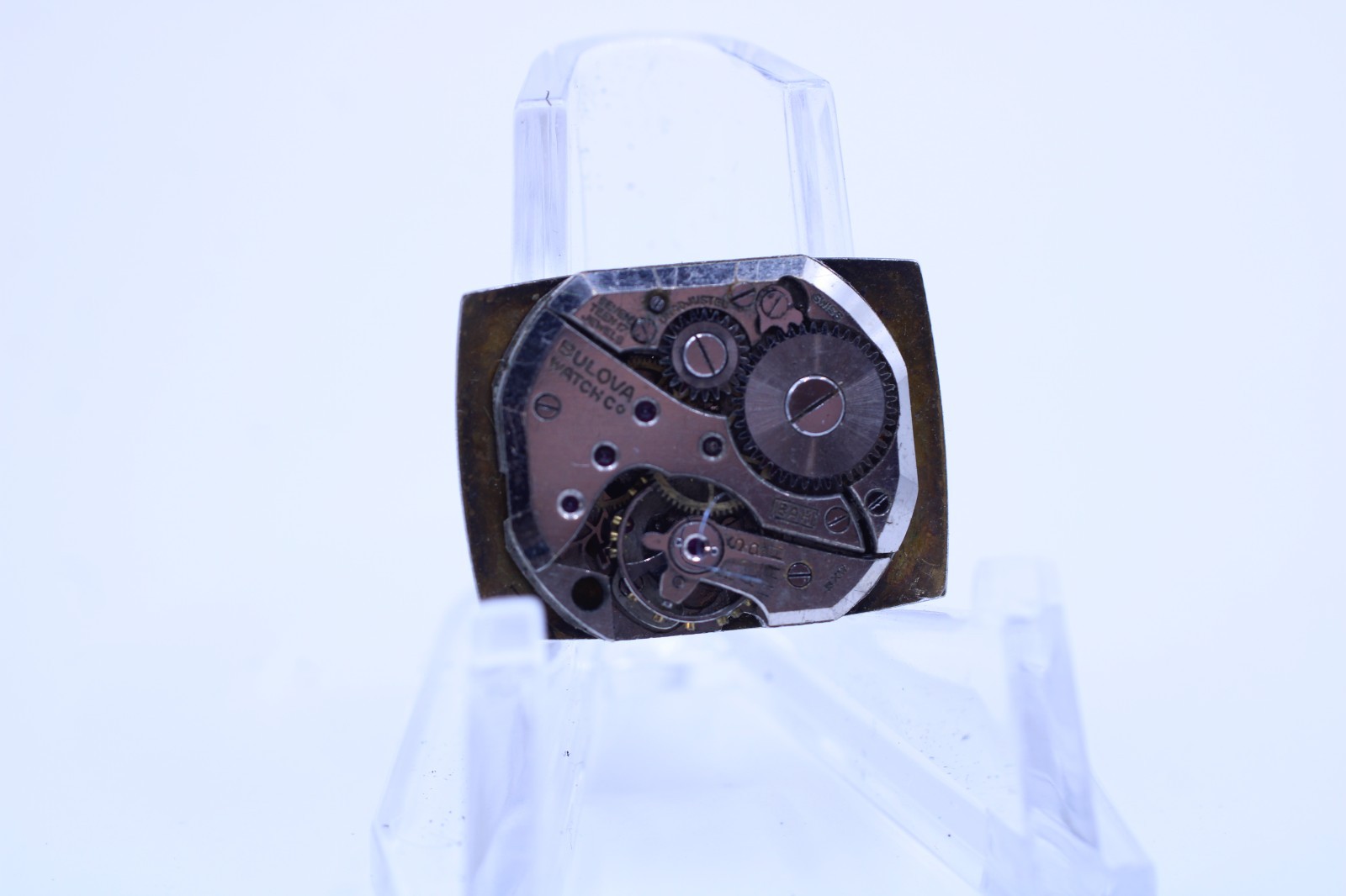 BULOVA TANK CAL. 8AH, 17j WRIST WATCH MOVEMENT FOR REPAIR (M10)
