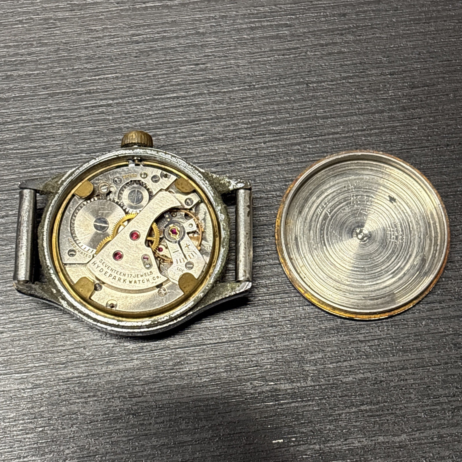 Vintage HYDEPARK Watch Co 17j Movement Ticks Needs Service 31.5mm Case