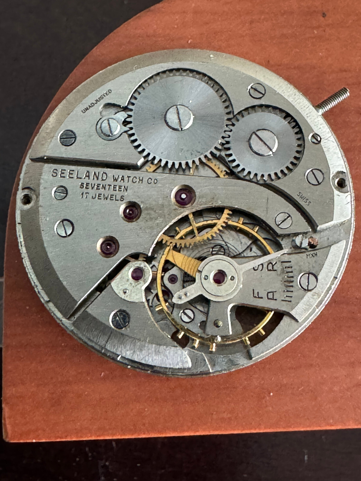 VINTAGE 38.55MM SEELAND POCKET WATCH MOVEMENT, BAD STAFF AND HAIRSPRING , 17 J