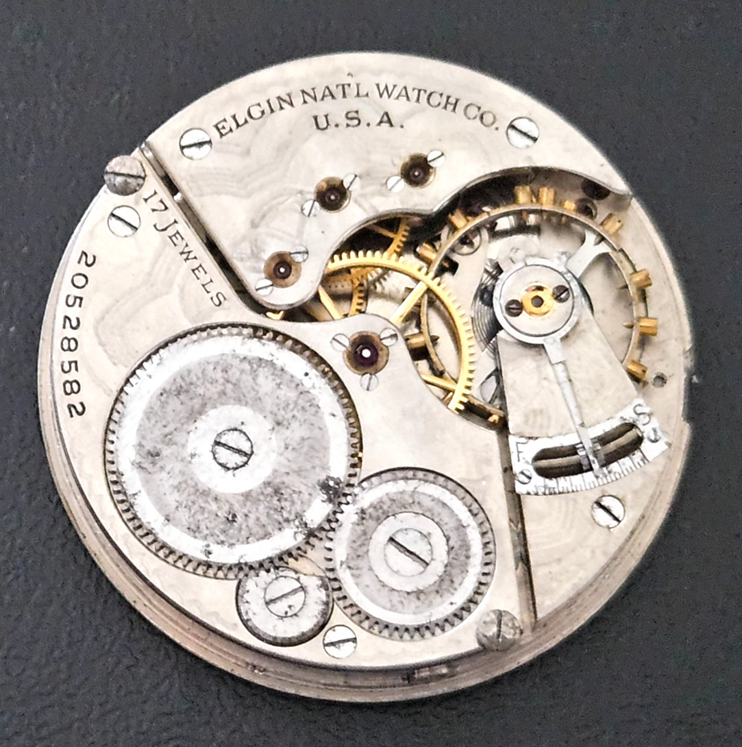 ELGIN 387 16s 17J Watch Movement (REMOVED FROM GOLD CASE) lot66