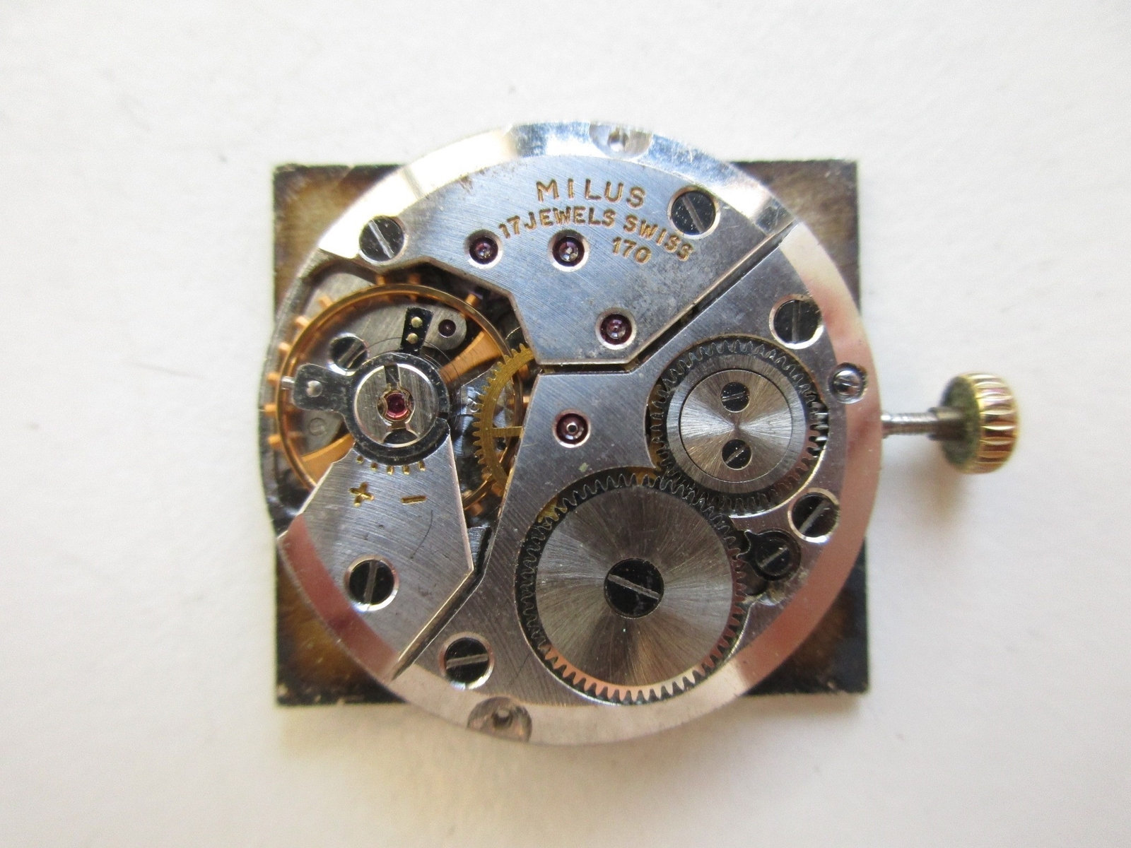Milus cal. 170 vintage watch movement & dial – running