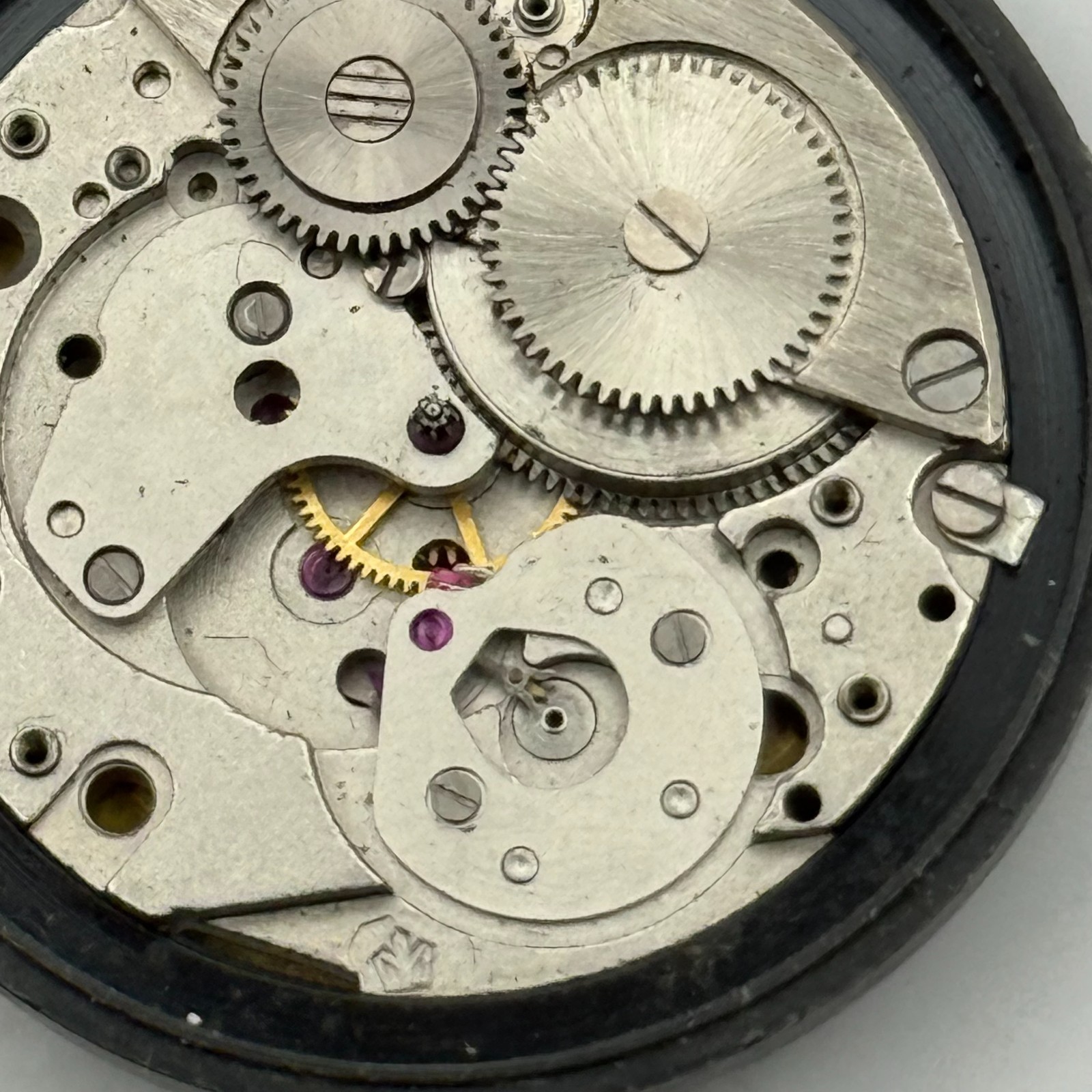 Sekonda Date Watch Movement Incomplete Manual Wind Vintage Parts Repair 25.7mm
