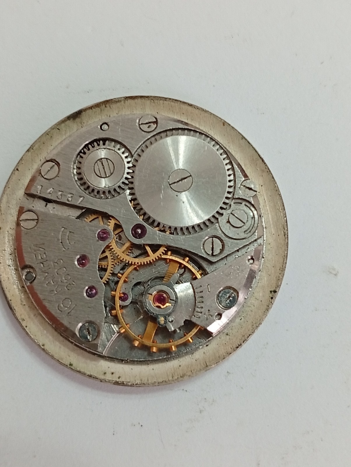 Raktea Watch Movement, Caliber 2603, 16 Jewels, USSR — FOR PARTS