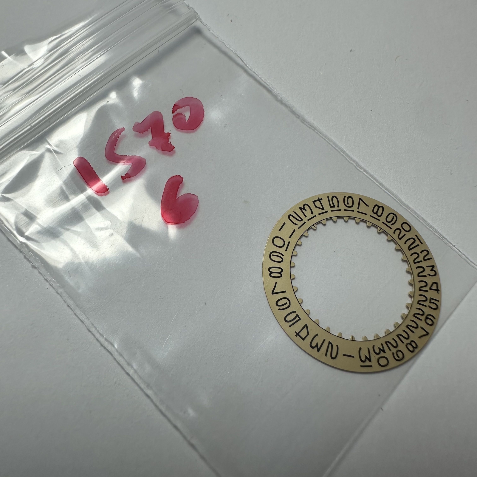 Rolex Vintage Date disc RARE caliber 1570 1575 Golden Yellow