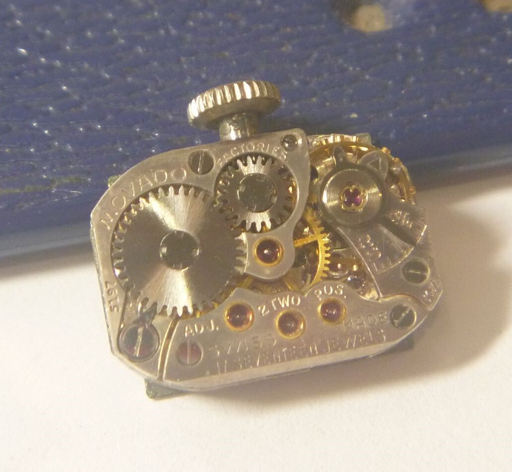 1940s Movado Factories Ladies 17 Jewels 5 x 7 Ligne Size Mov’t Dial Hands !!