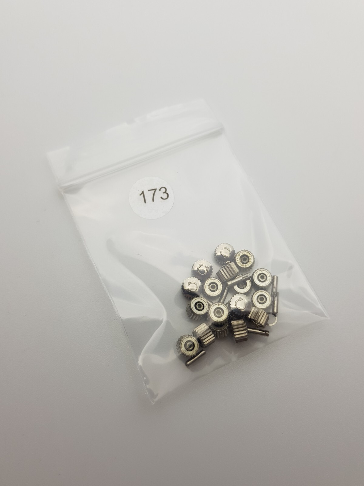 18 Pieces – Omega Crowns – 4,3mm – Parts