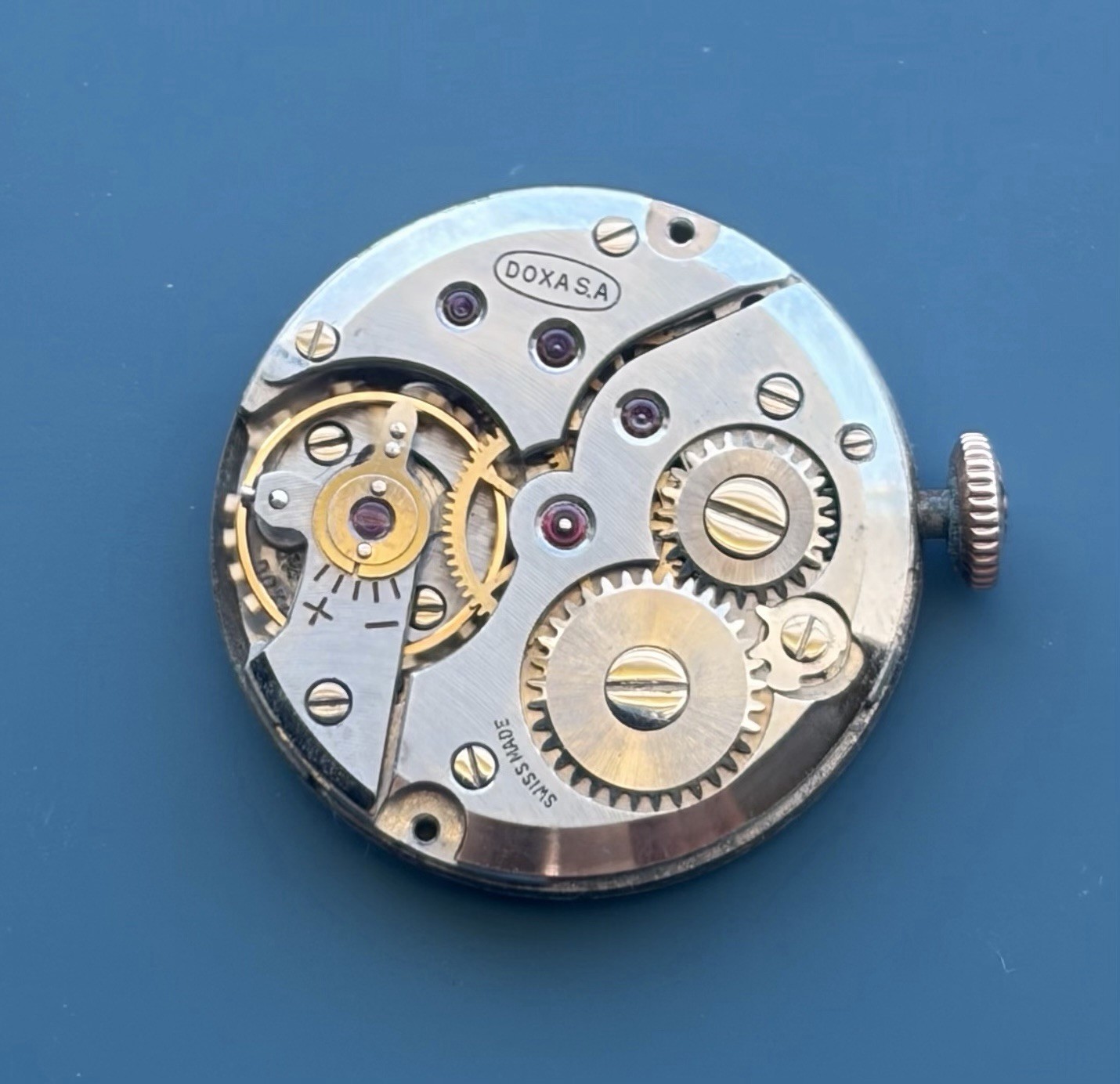 Vintage Ladies Doxa 8 3/4 – 67 Watch Movement