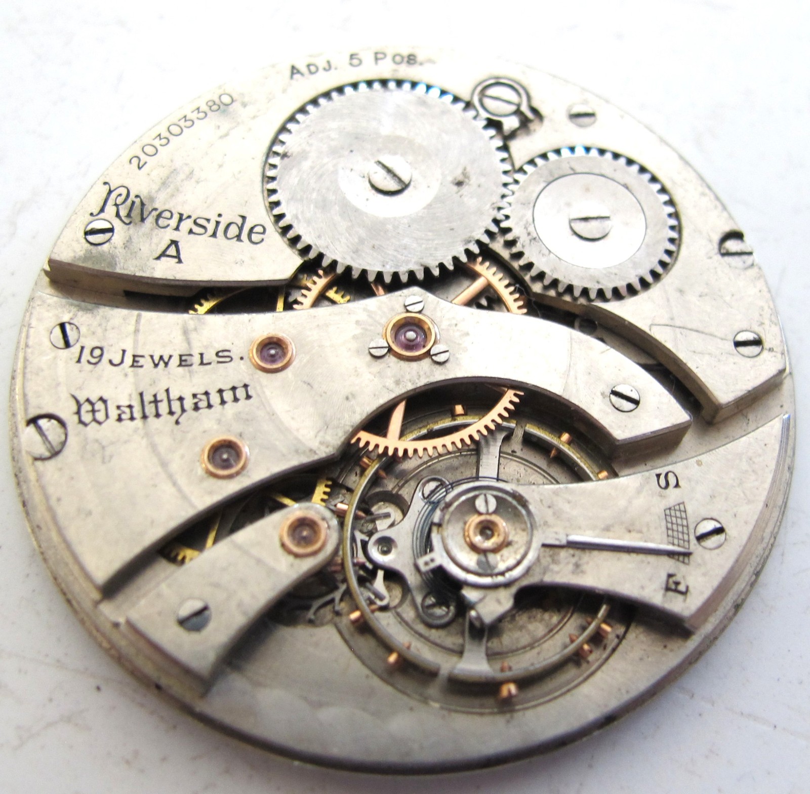 WALTHAM RIVERSIDE A Pocketwatch Movement 19 Jewel Colonial A