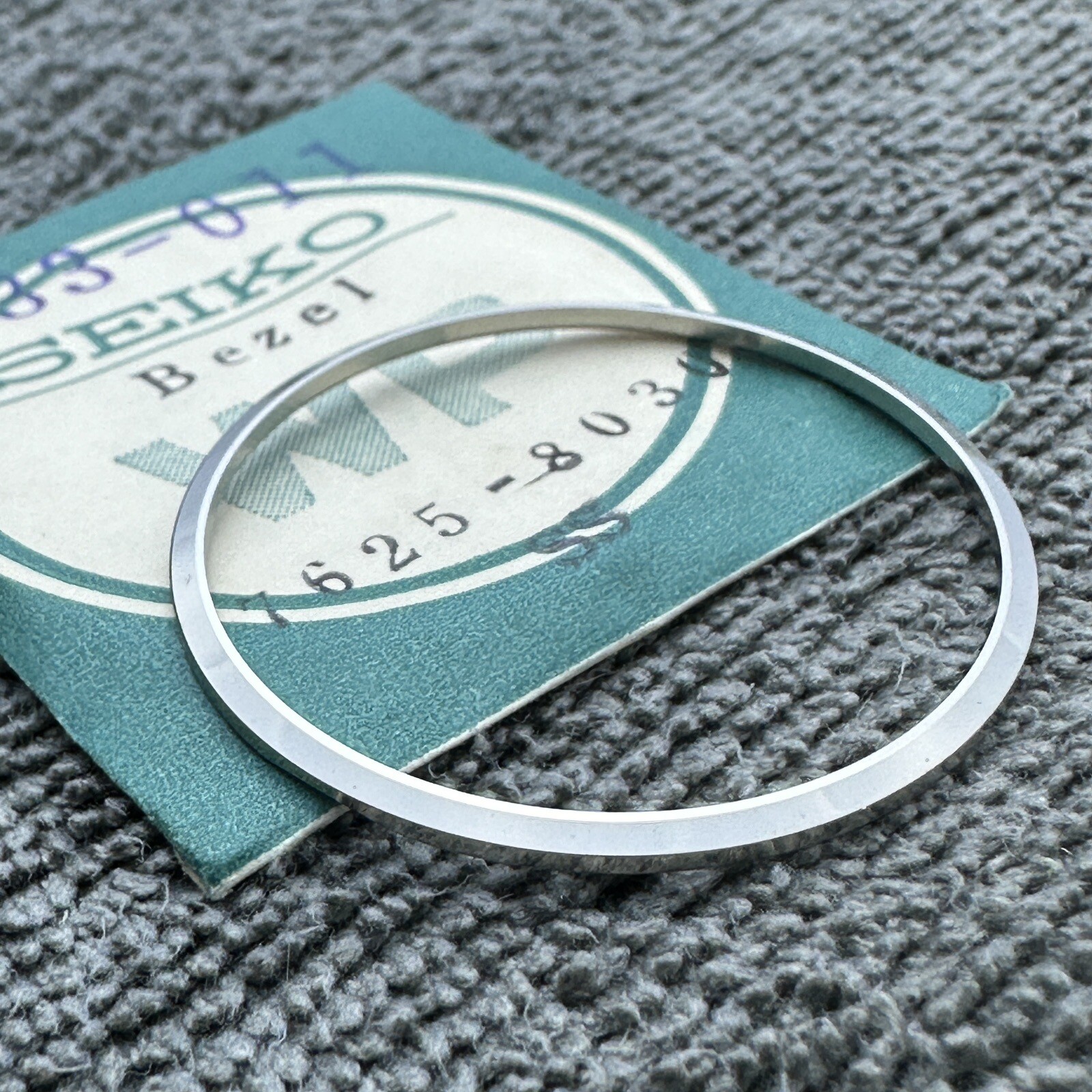 NEW OLD STOCK GENUINE BEZEL FOR VINTAGE SEIKO 7625-8030, 7625-8031, 7625-8033 SS