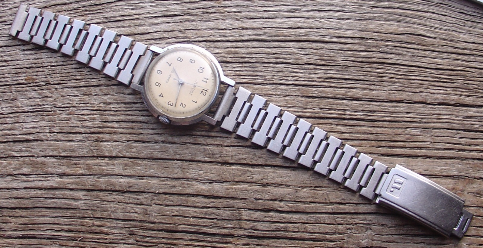 Serviced Ussr Soviet Russian Сhaika (Chajka) Womens Watch Ladie Enamel