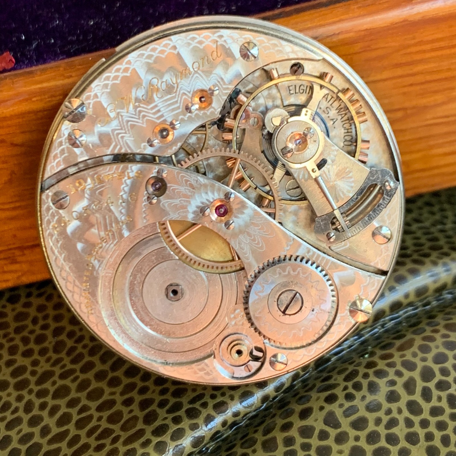 1921 Elgin B.W. Raymond 455 16S 19 Jewels Movement Incomplete Good Balance