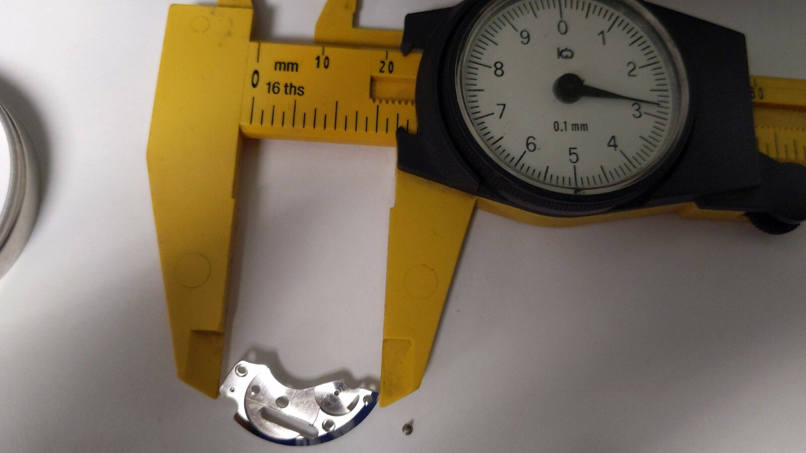 Lecoultre K866 BRIDGE and SCREW great condition, pre-owned for watch repair