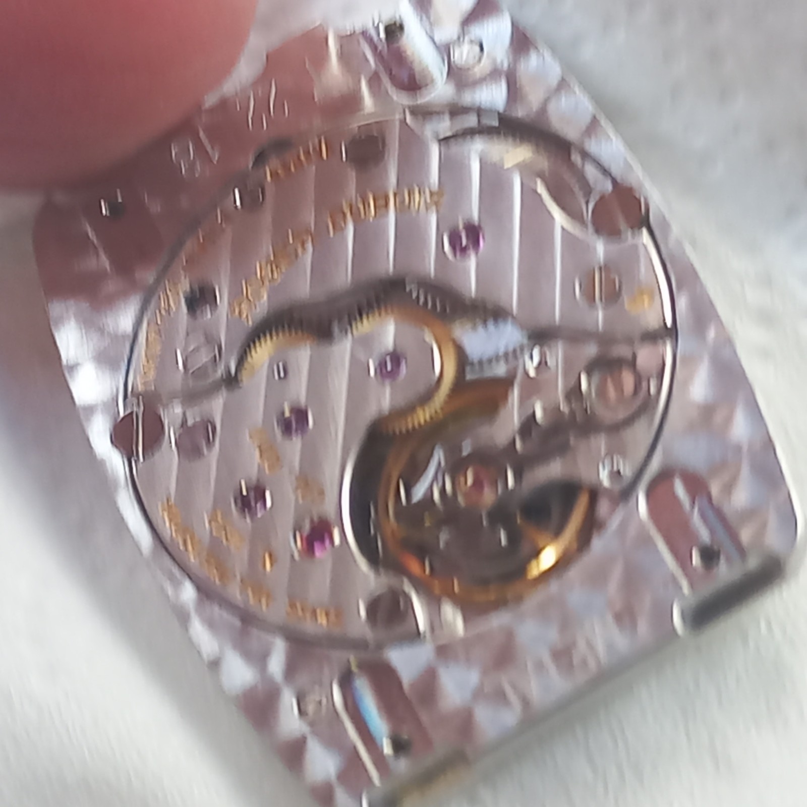 Roger Dubuis Calibre RD48 Audemars Piguet 2080 MOVEMENT.
