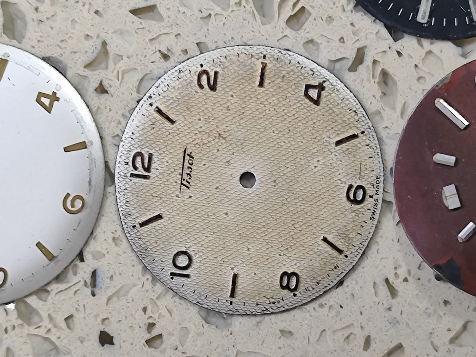 Lot Vintage Dials Seiko /Tissot/Casio/Citizen/olma/ Lot 30 Dial Used &NOS