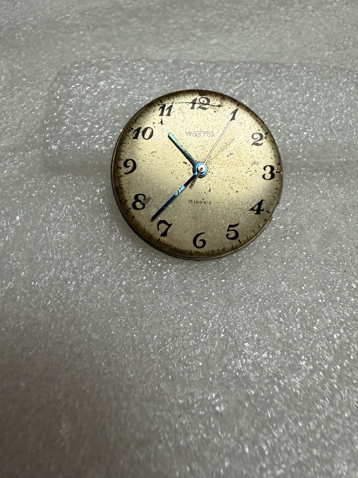 VINTAGE Vostok Wostok Cal. 2209 USSR SOVIET watch Movement. FOR PARTS