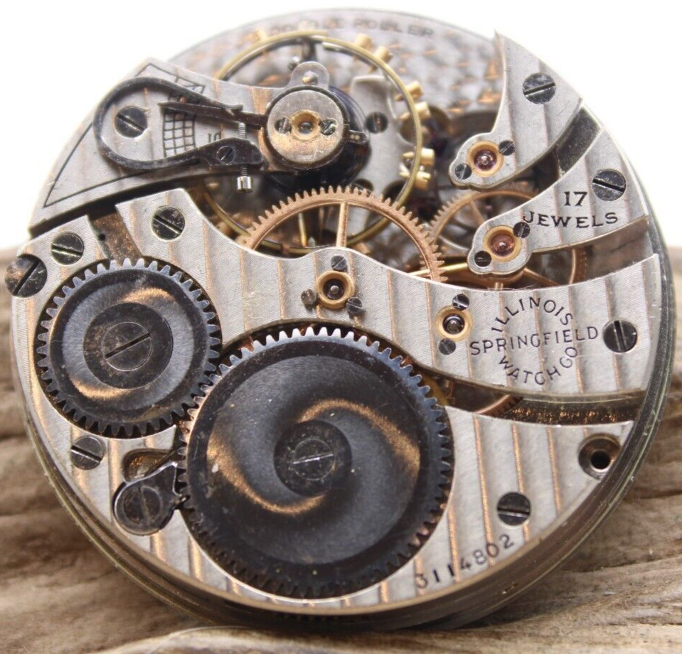 RARE 1917 ILLINOIS POCKET WATCH MOVEMENT 3114802 GRADE 204 16s 17j (GE2)