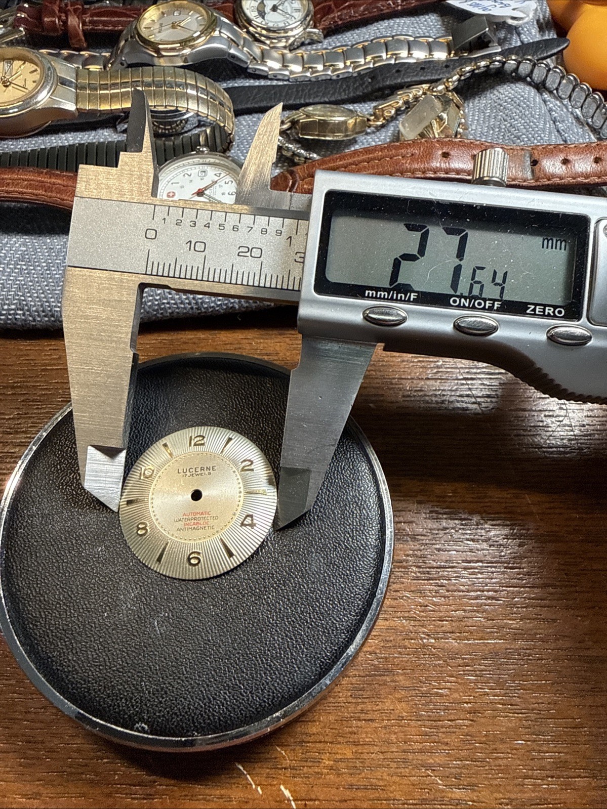 Lucerne 17 Jewels 27.64mm Incabloc Antimagnetic Dial Only Feet At 11 & 5