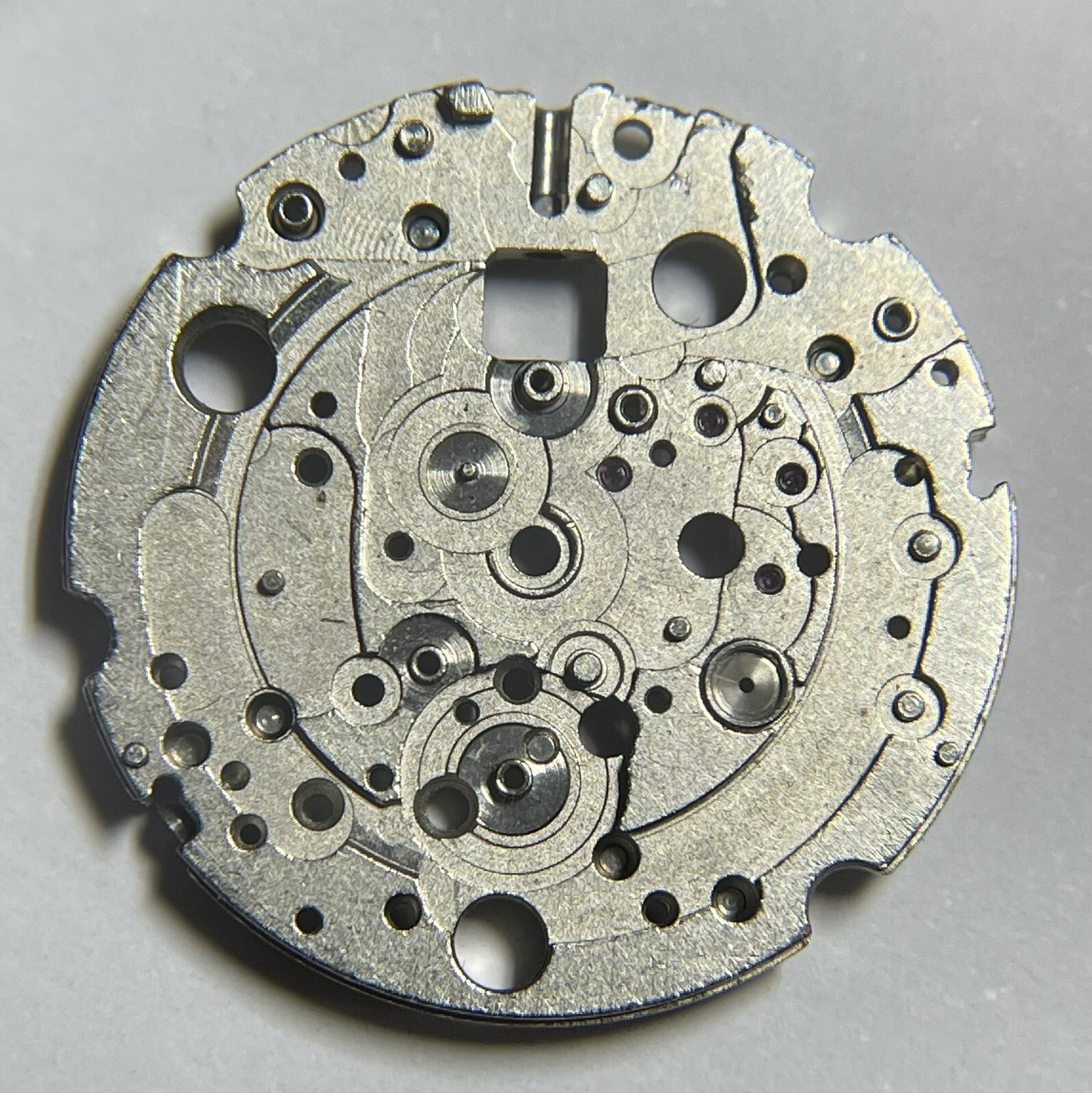 Citizen 8200A Movement Replacement Part Plate (2)