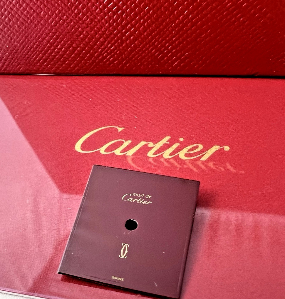 Cartier Dial OXBLOOD BURGUNDY TANK MUST DE CARTIER 17+mm x 14+mm Swiss Made A+