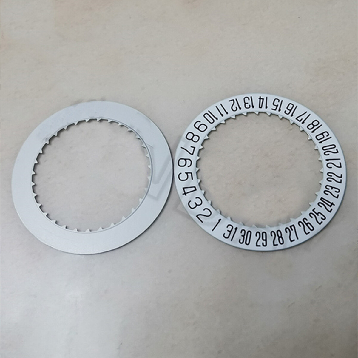 Brand New White Date Wheel Disk Generic for 9015 Movement Date At 6