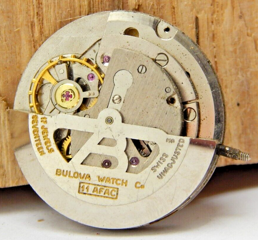 Vintage 1960 Bulova 11AFAC automatic 17 jewel wrist watch movement with dial