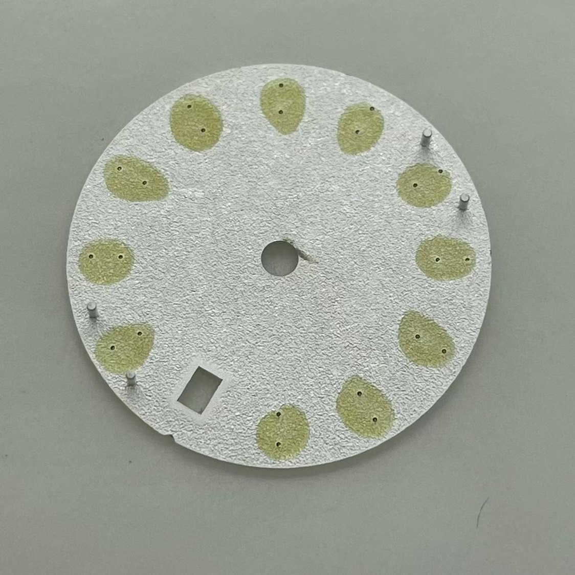 28.5mm GMT Sand Line Pattern Watch Dial No Luminous for Nh34 Nh35 Movement