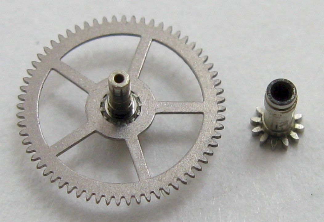 Mido 1117PC / 1117 PC 17 j. Watch part center wheel + cannon pinion h = 2.3 mm