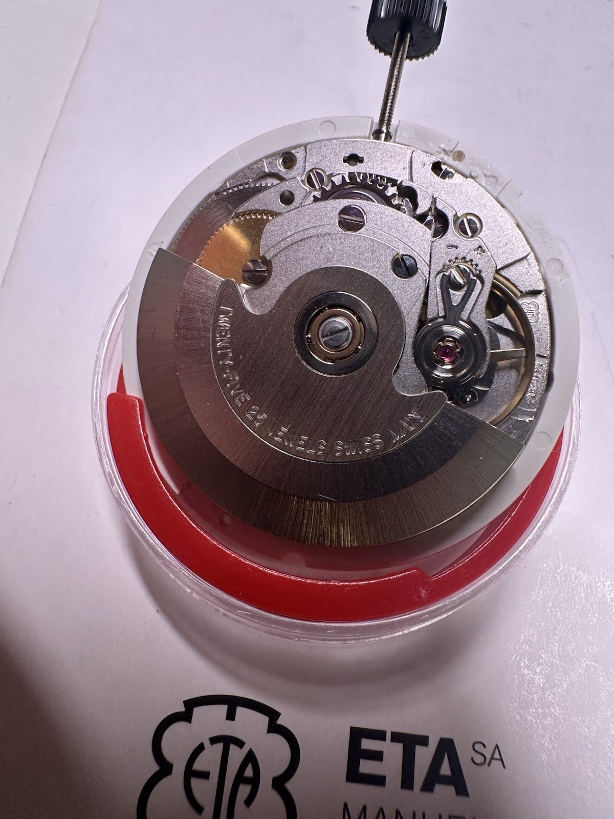 Genuine automatic ETA 2834-2, 25 Jewels white disc date Swiss made