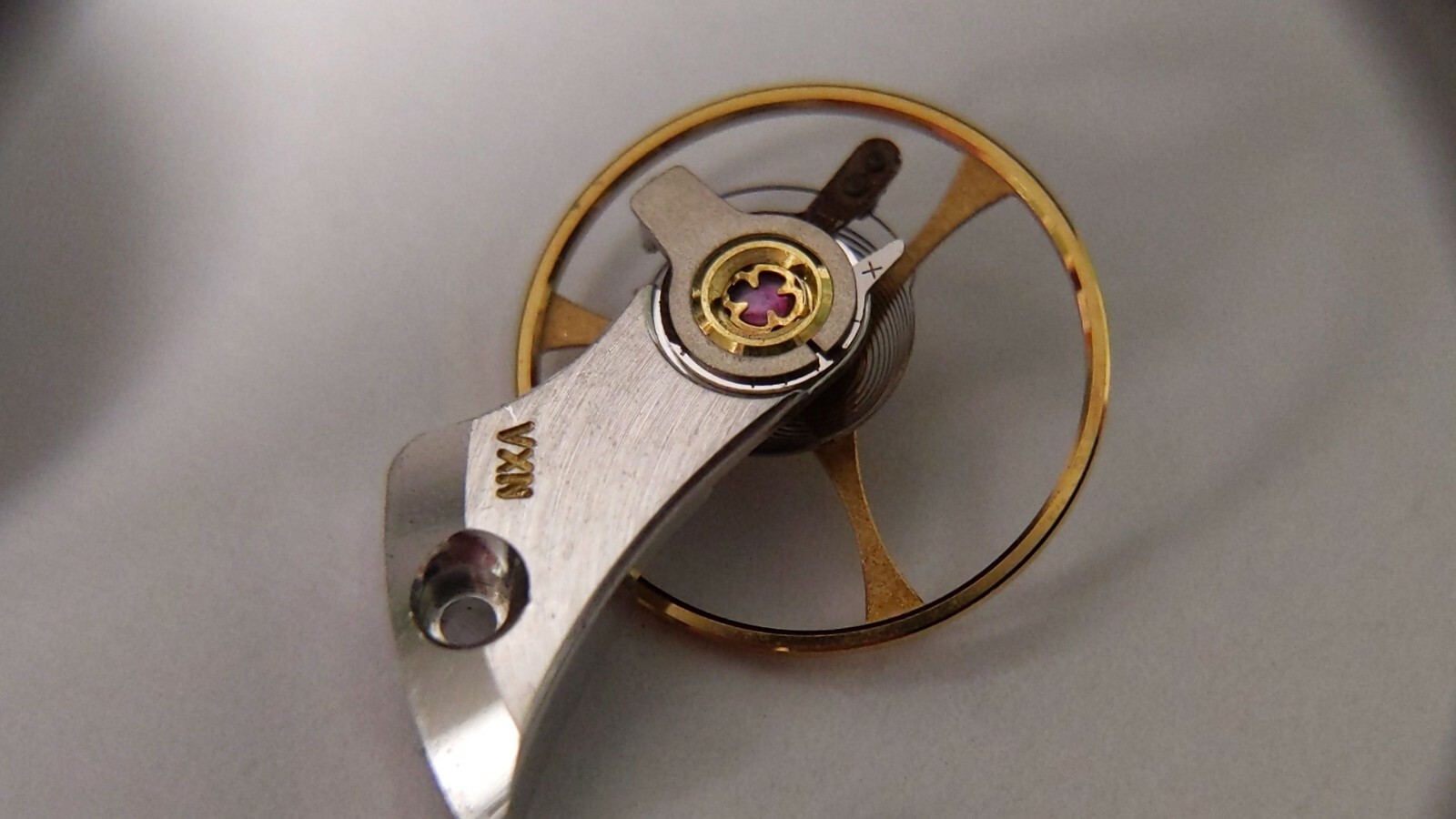 Lecoultre K 866 721 BALANCE COMPLETE WHEEL AND COCK (BRIDGE) AND SCREW great con