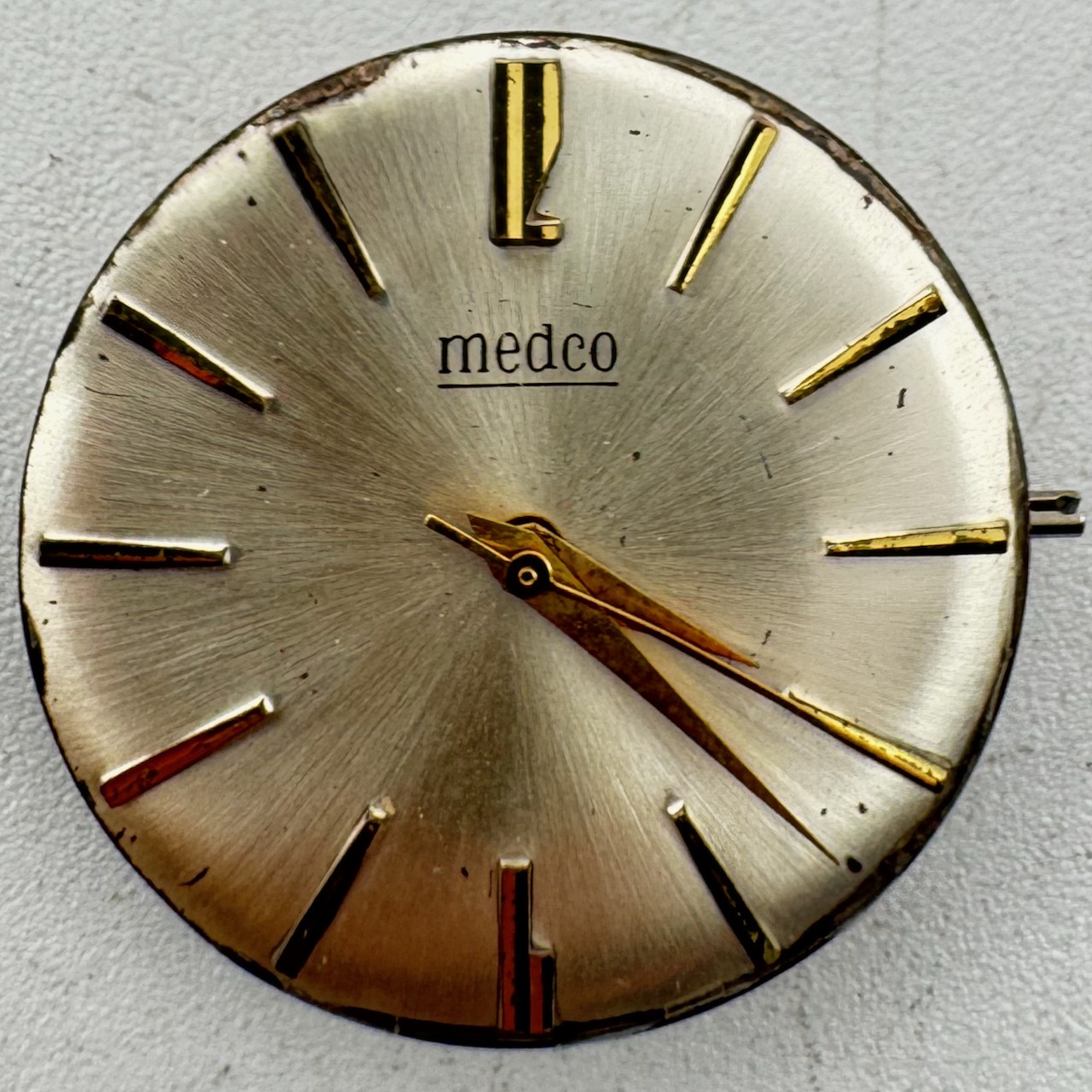 Vintage 26mm Medco Silver Sunburst Dial Wristwatch Movement Standard 1686 Swiss