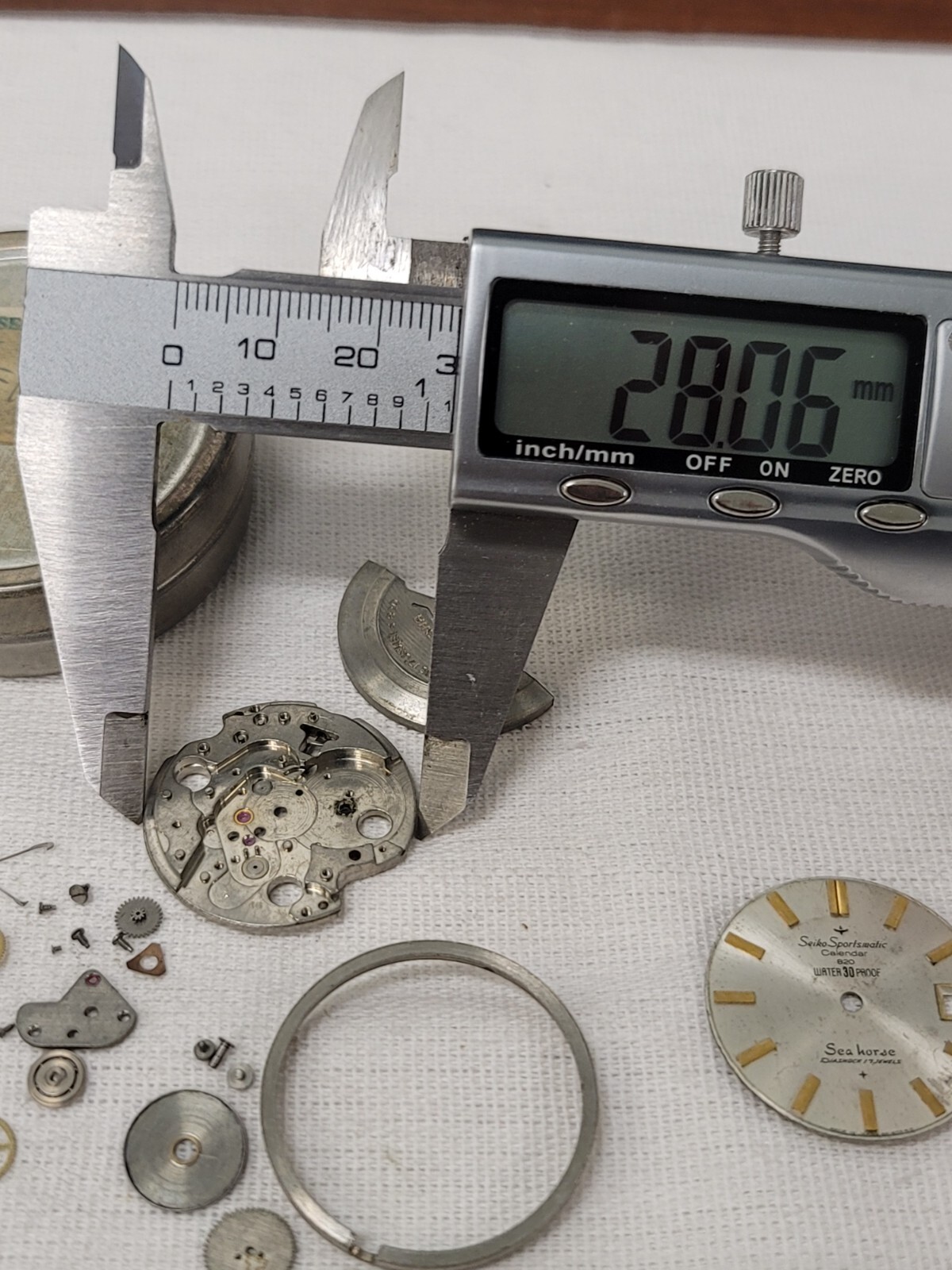 Seiko Sportsmatic Calendar 820 Sea Horse 17j Watch Movement Dial Part