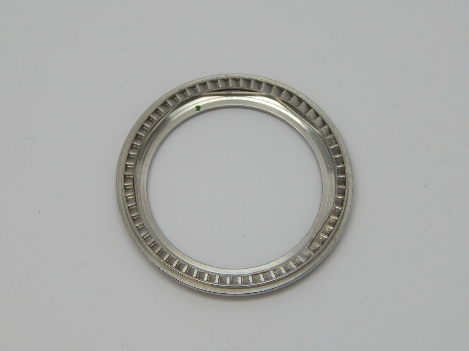TAG HEUER Professional 4000 Series Watch Bezel & Retaining Spring 32.28mm 23.8mm