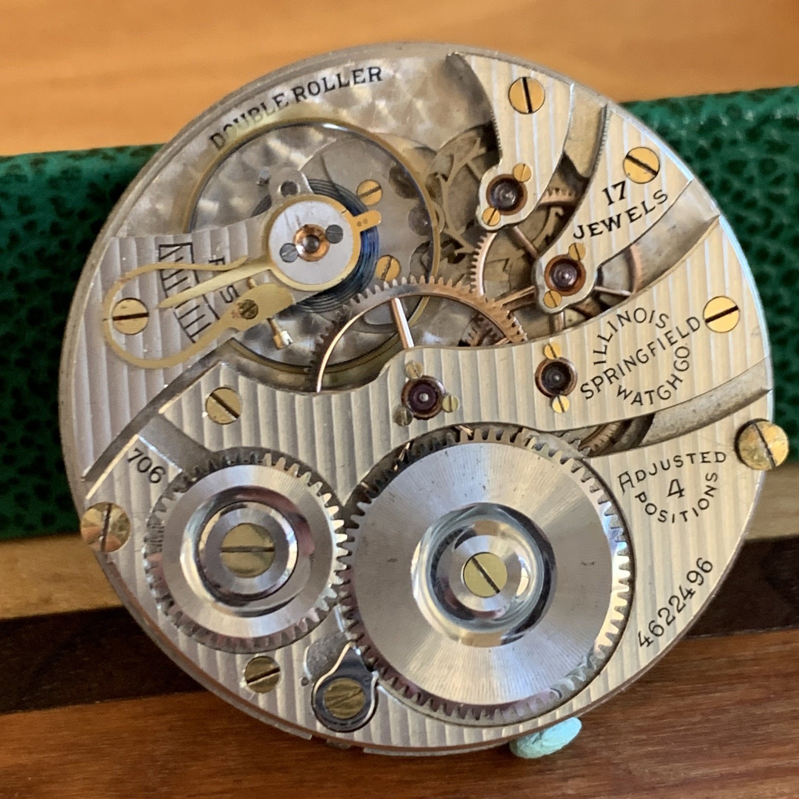1925 Illinois Grade: 706 “Olympia” 16S 17J Open Face Pocket Watch Movement Runs