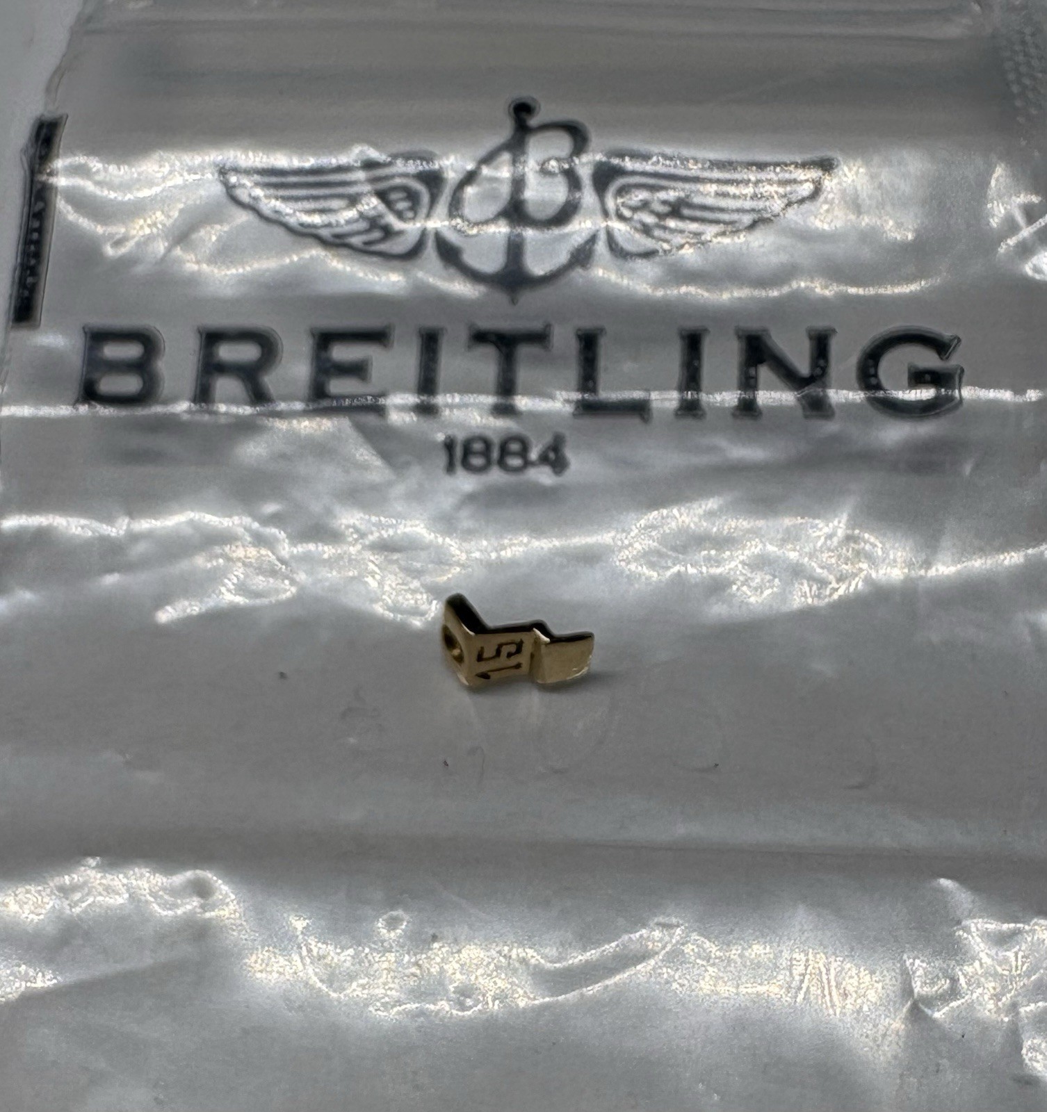 Breitling #15 Gold Bezel Rider 3.5mm wide.
