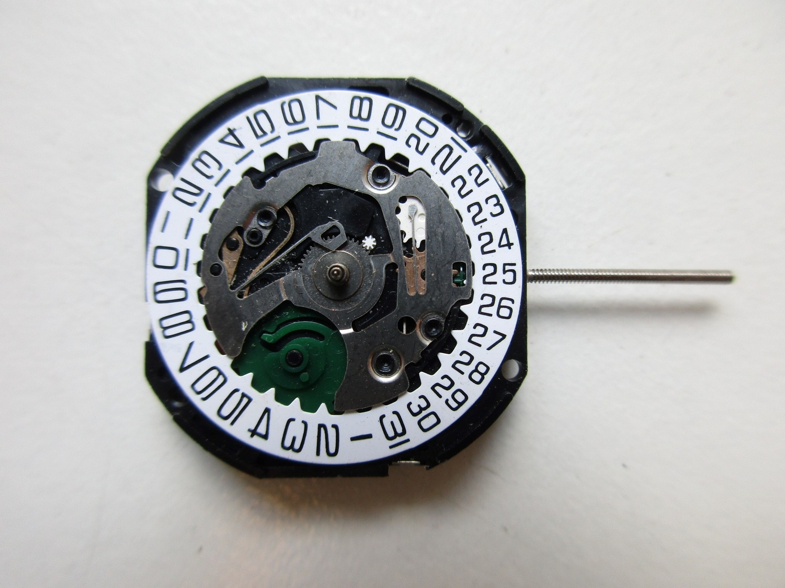 Shiojiri Pulsar Seiko 10½”‘ cal. VP32 N.O.S. watch movement date at 3