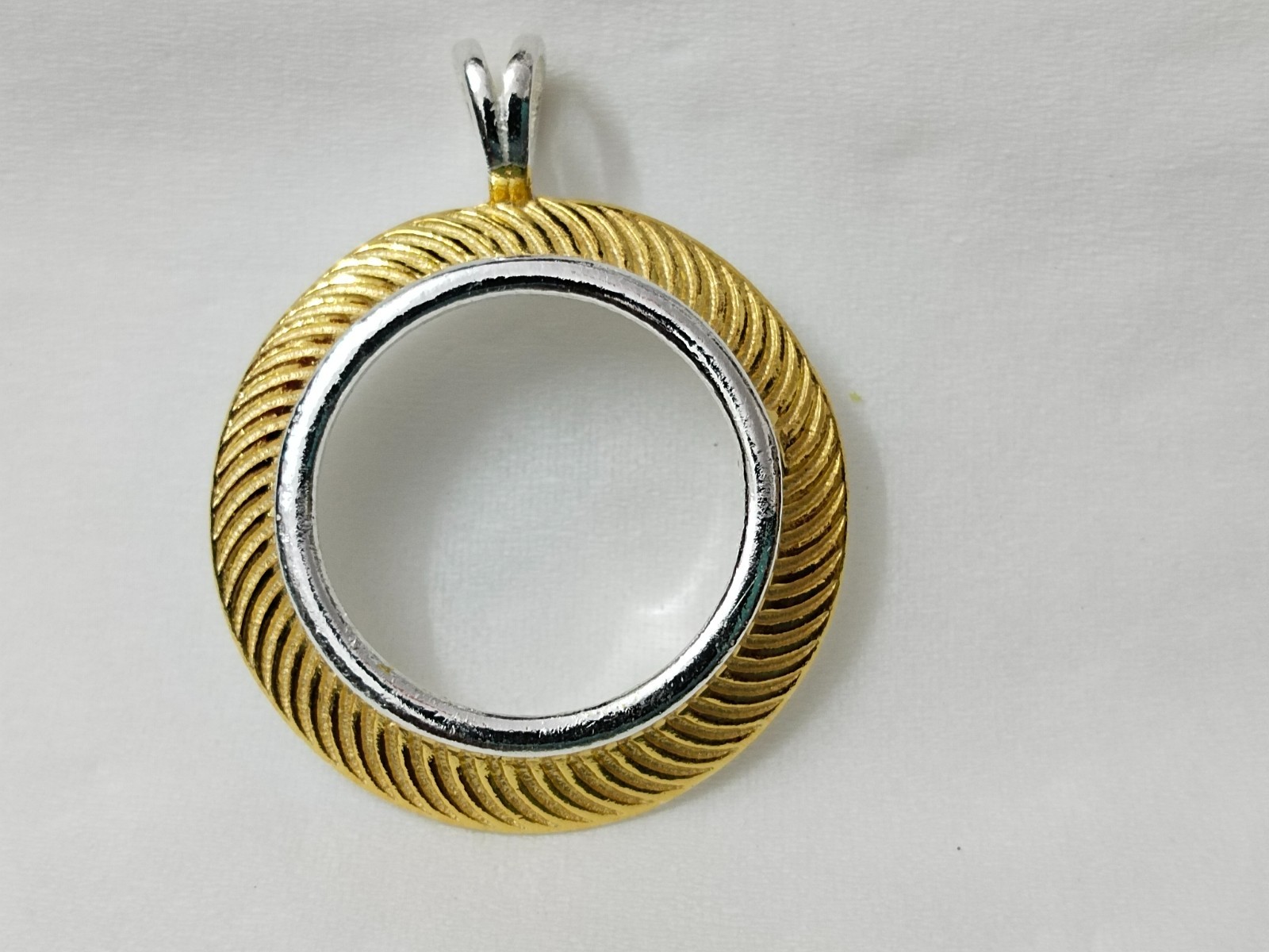 925 Sterling Silver 18k Gold Plated Sterling Silver Round Bezel Pendant Blank