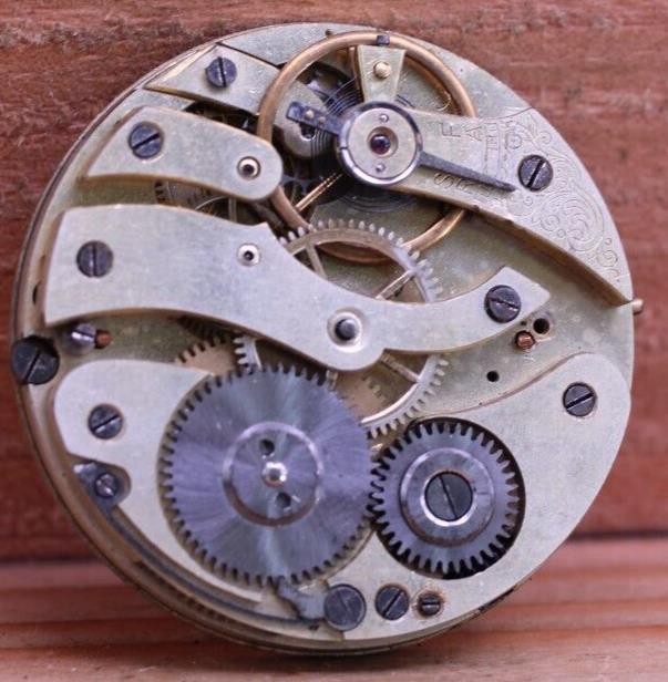 SWISS ANTIQUE POCKET WATCH MOVEMENT 40.5mm FOR REPAIR (GK)