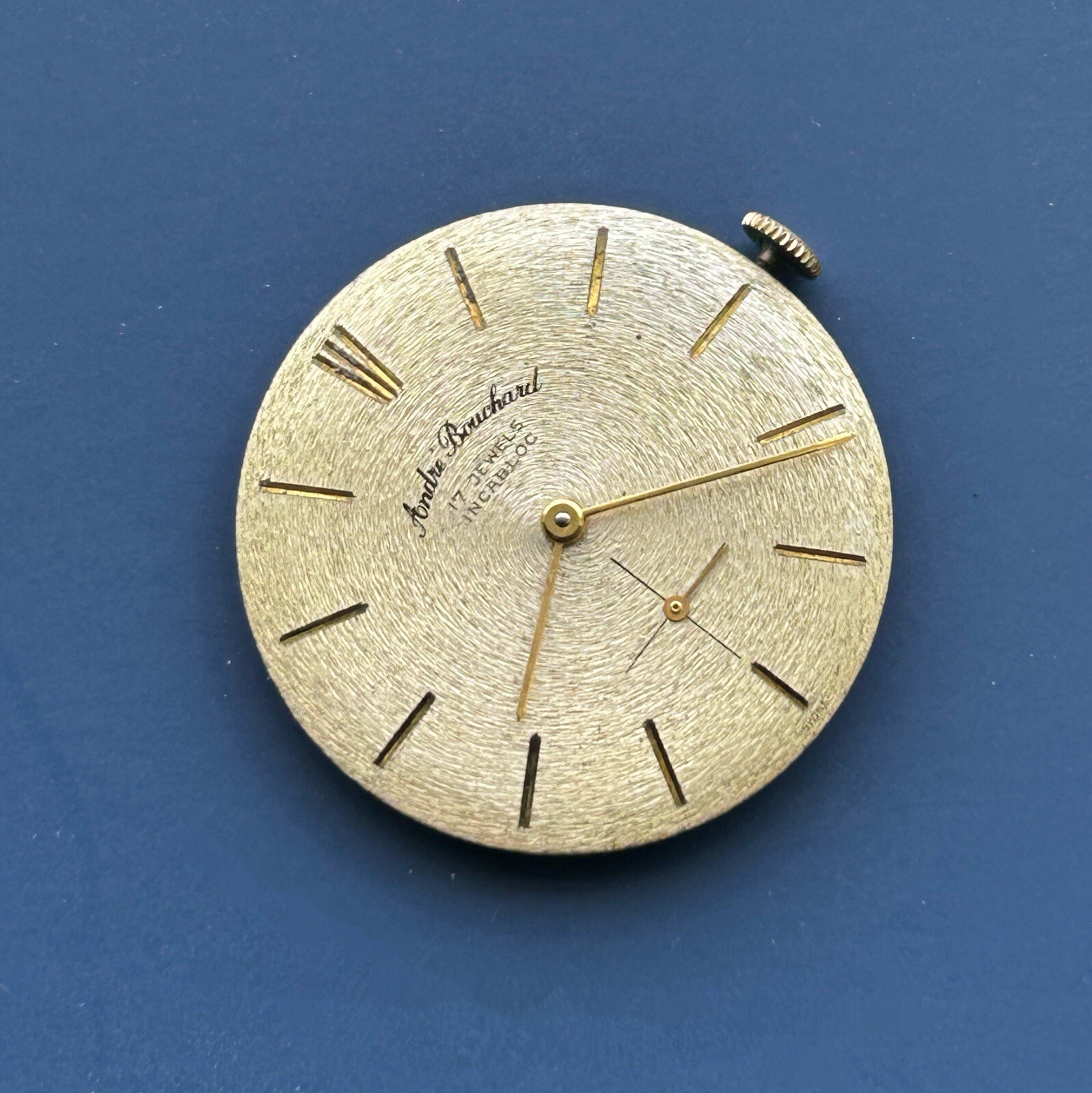 VINTAGE Andre Bouchard CALIBER P330 WATCH MOVEMENT FOR PARTS RUNS