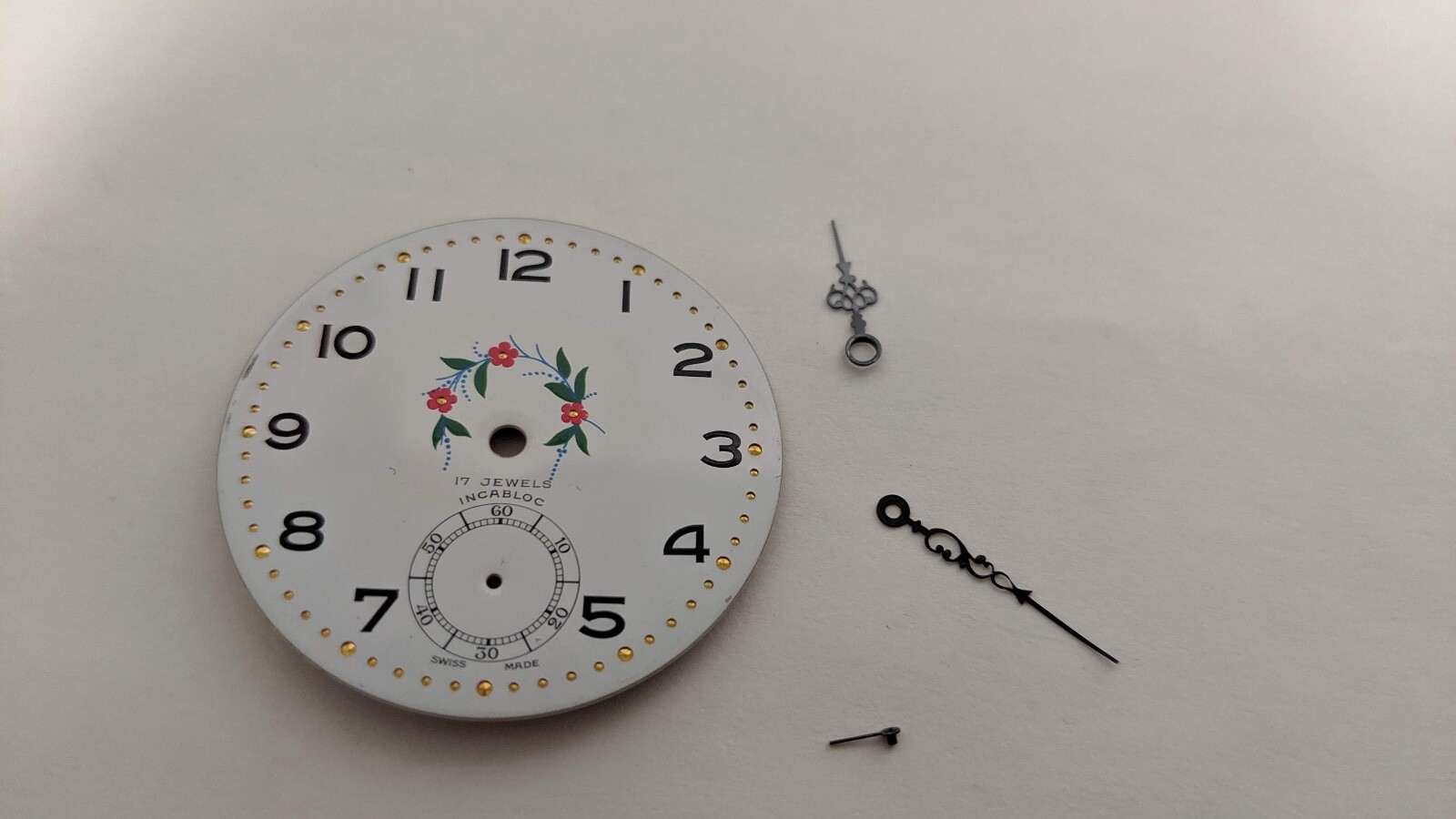 Baylor Dial Arabic Numerals flowers Louis XIV hands x3 pre-owned, 38.6mm dial di