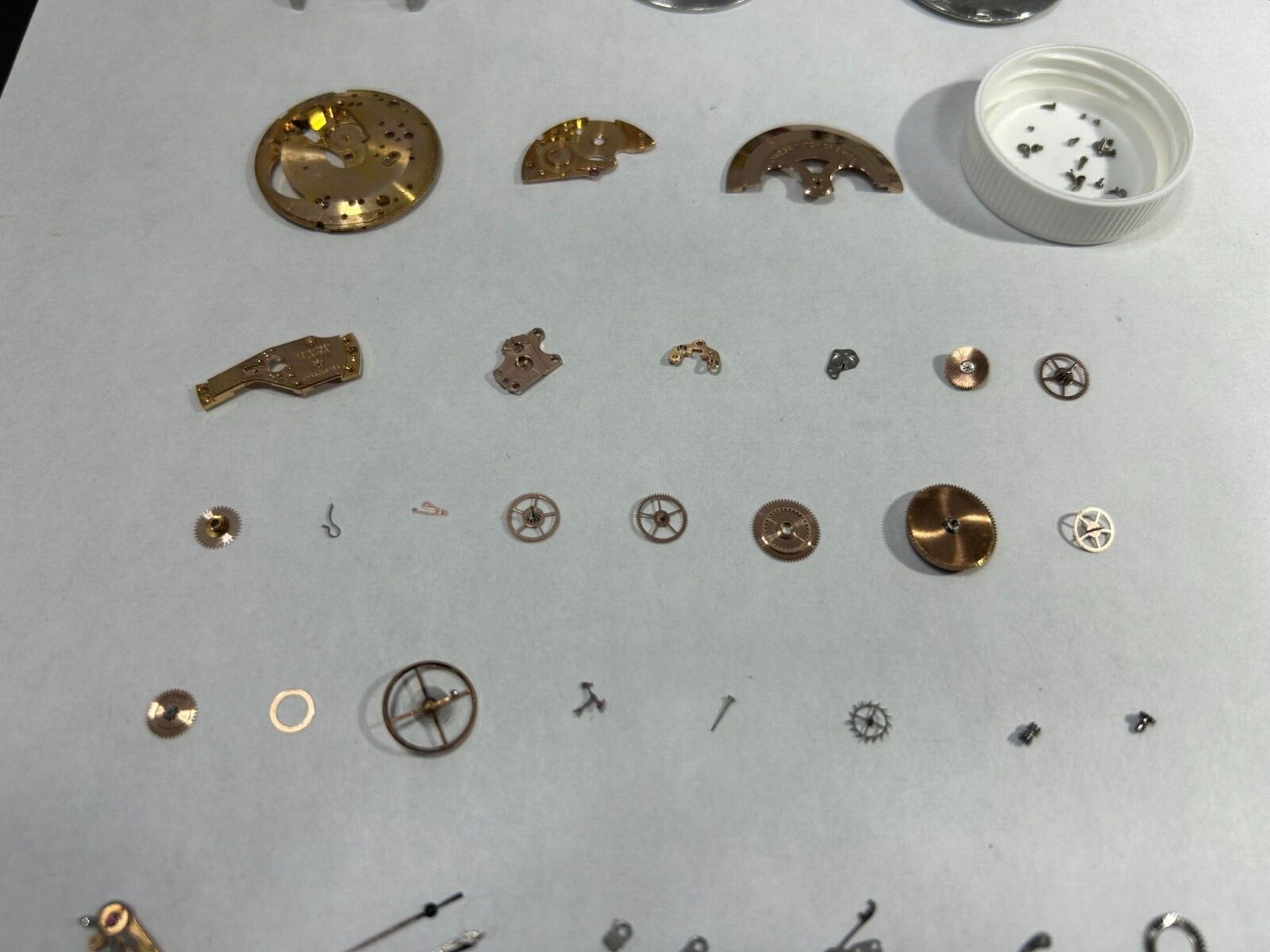 Omega 550 Parts Movement Balance Fork Wheels Springs Bridge Watch 14774 SC 62