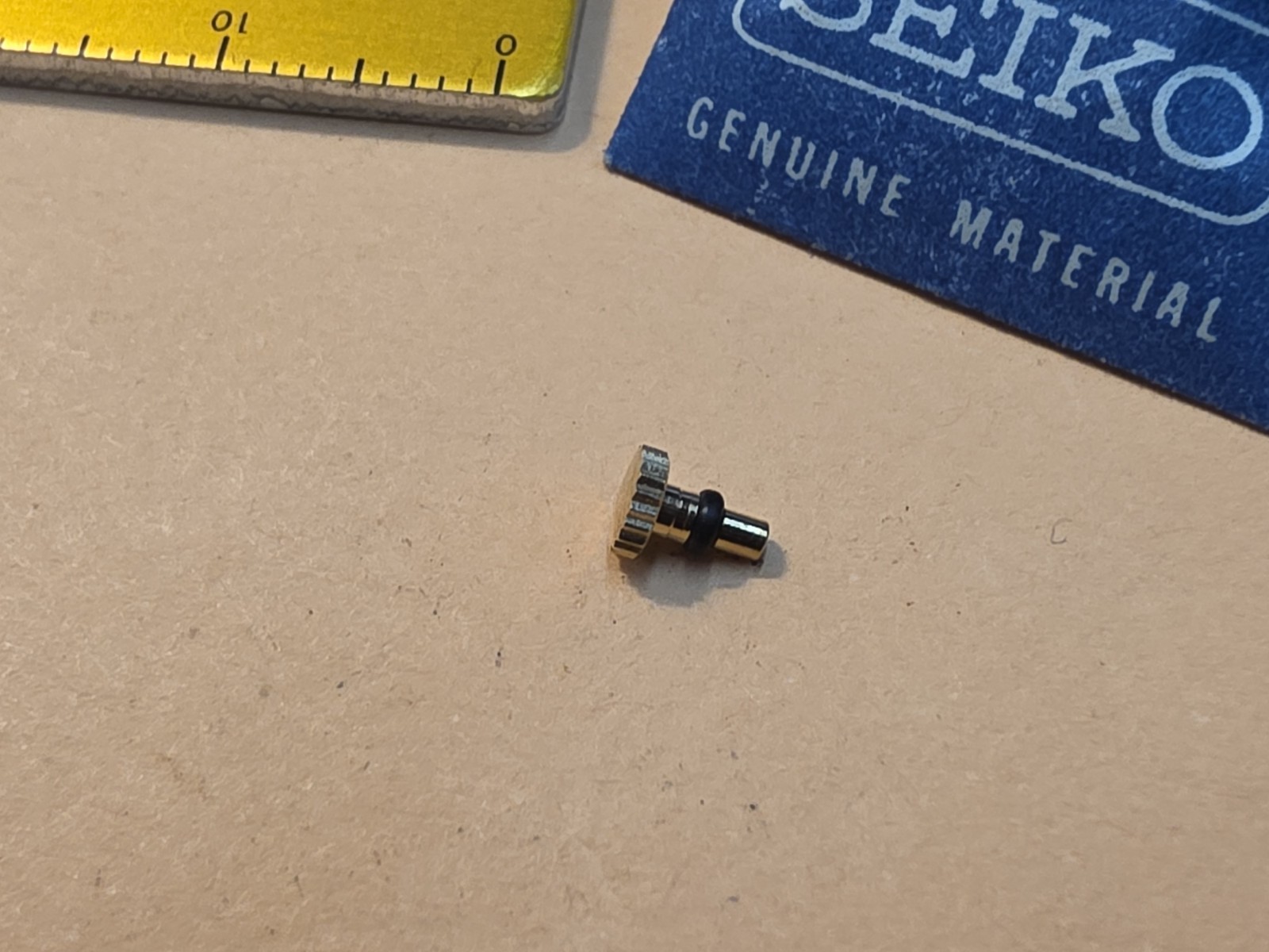 NOS Seiko 3.44 Yellow Crown PN 35M03NG For Cases As Shown