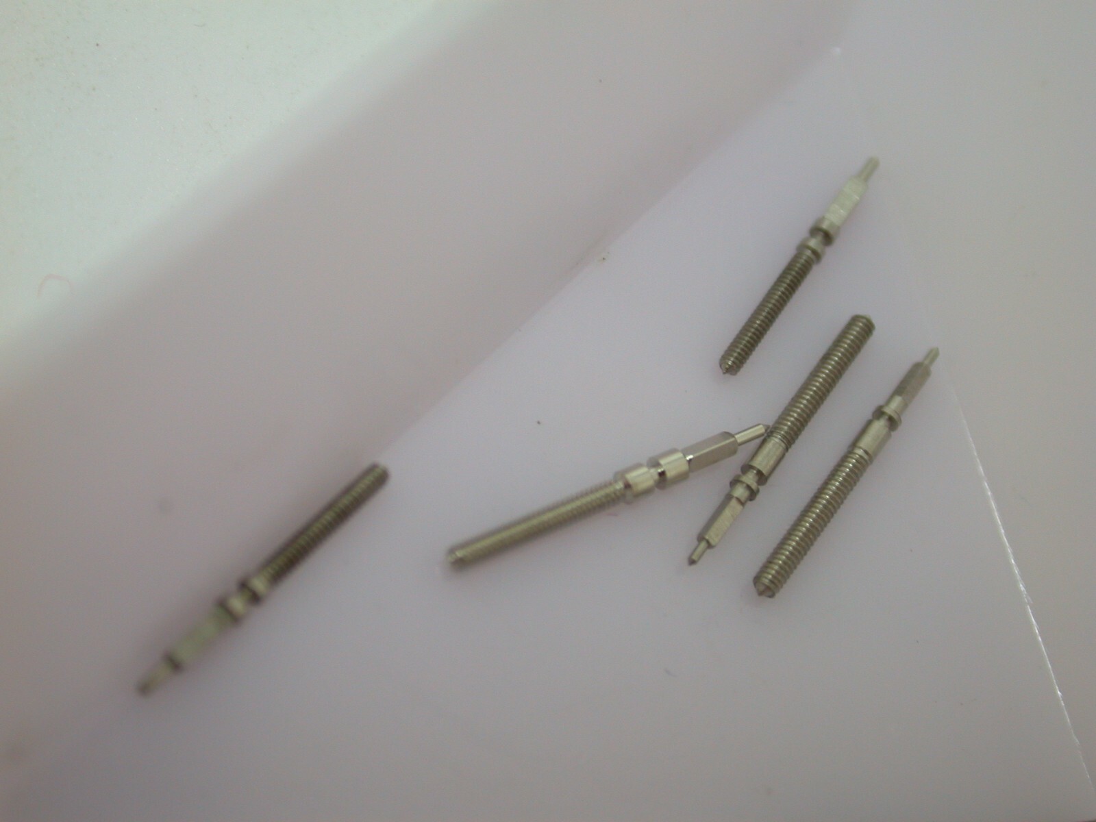 WATCHMAKERS – ASST OF STEMS AS SOLD BY S. LA ROSE – VINTAGE – 37MF34