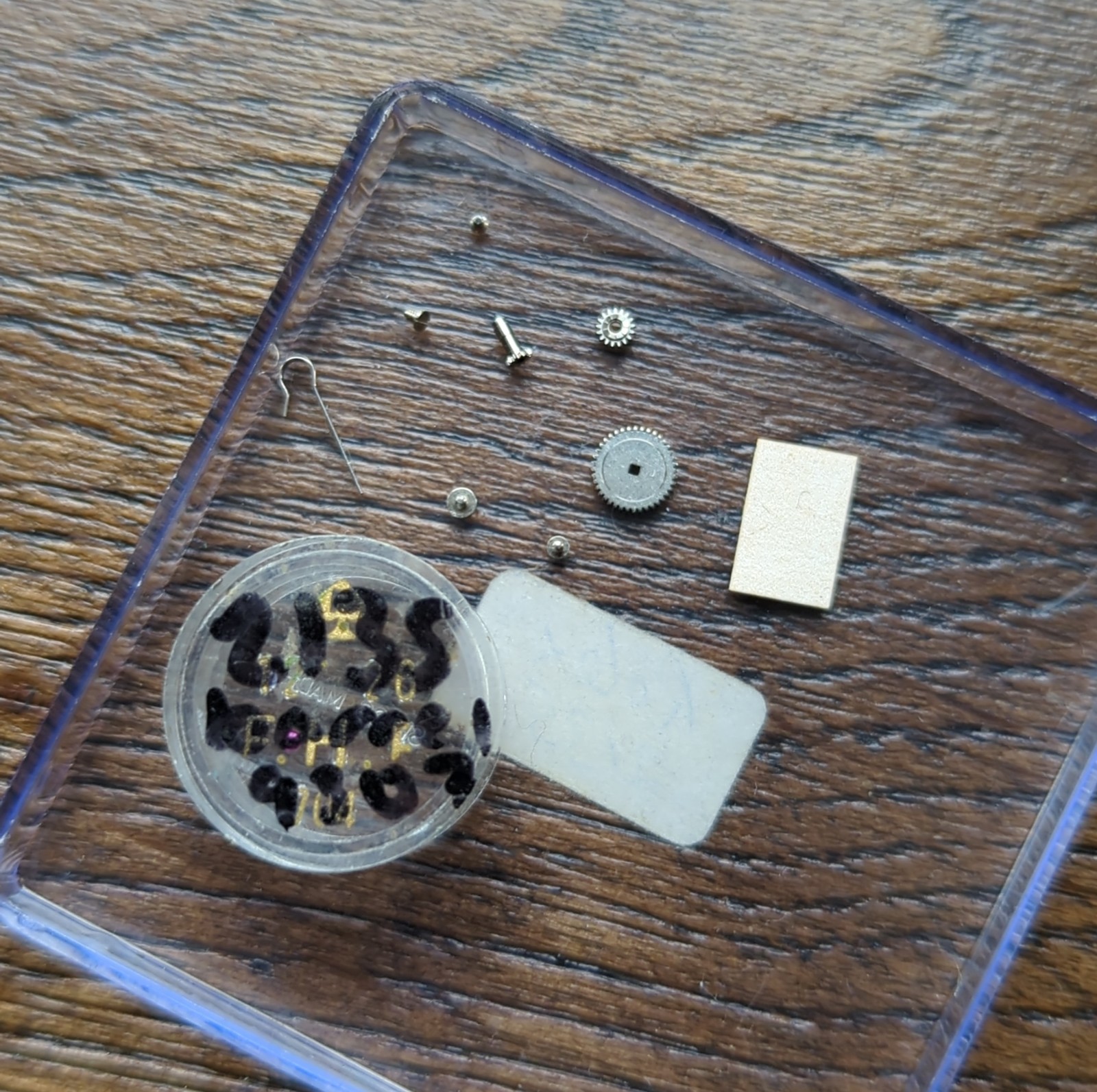 Rolex 2135 Lot of NOS Parts inc Pinion, Wheel, Screws, Barrel Jewel (U91)