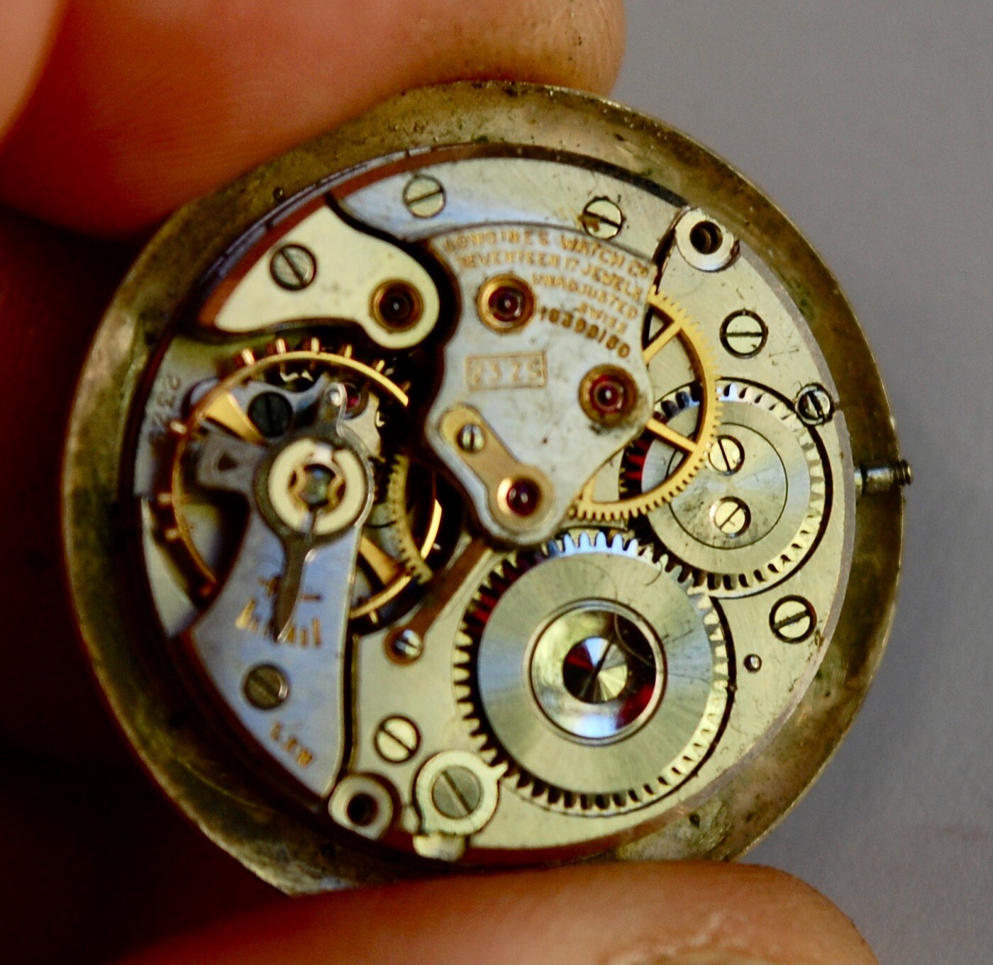 VINTAGE LONGINES MECHANICAL WATCH MOVEMENT CAL. 23Z5 RUNS WELL DIAL 29.5 MM