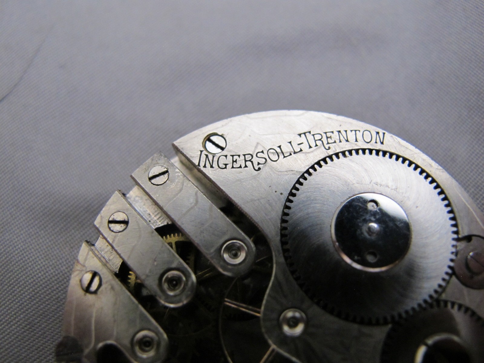 Nice INGERSOLL TRENTON Grade 130 Model 3 16S 7J Pocket Watch Movement-1909