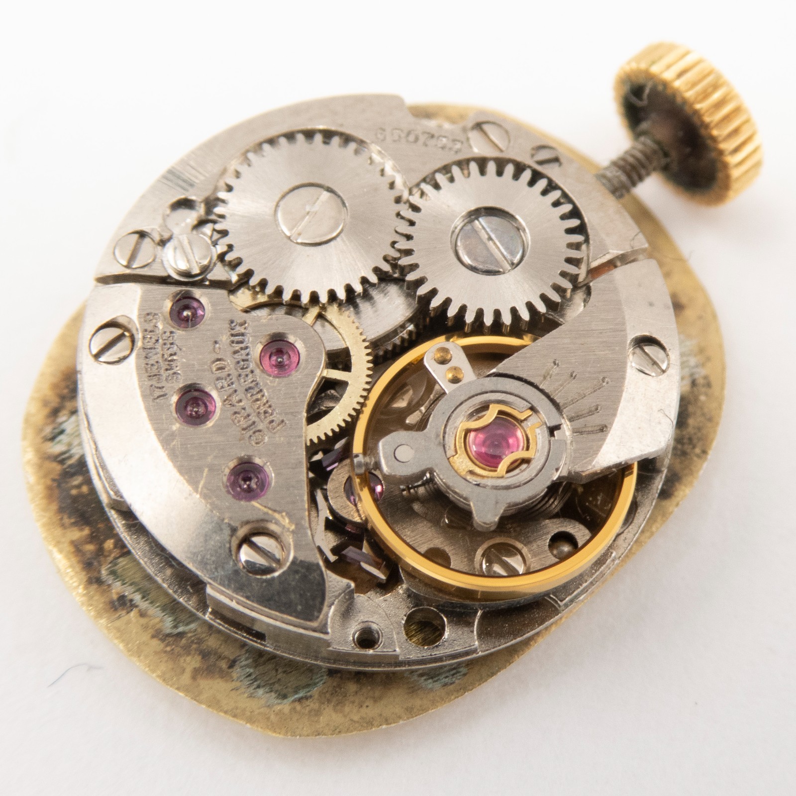 Vintage Girard-Perregaux 13.7 x 4.2 mm 17-Jewel Wristwatch Movement, Runs